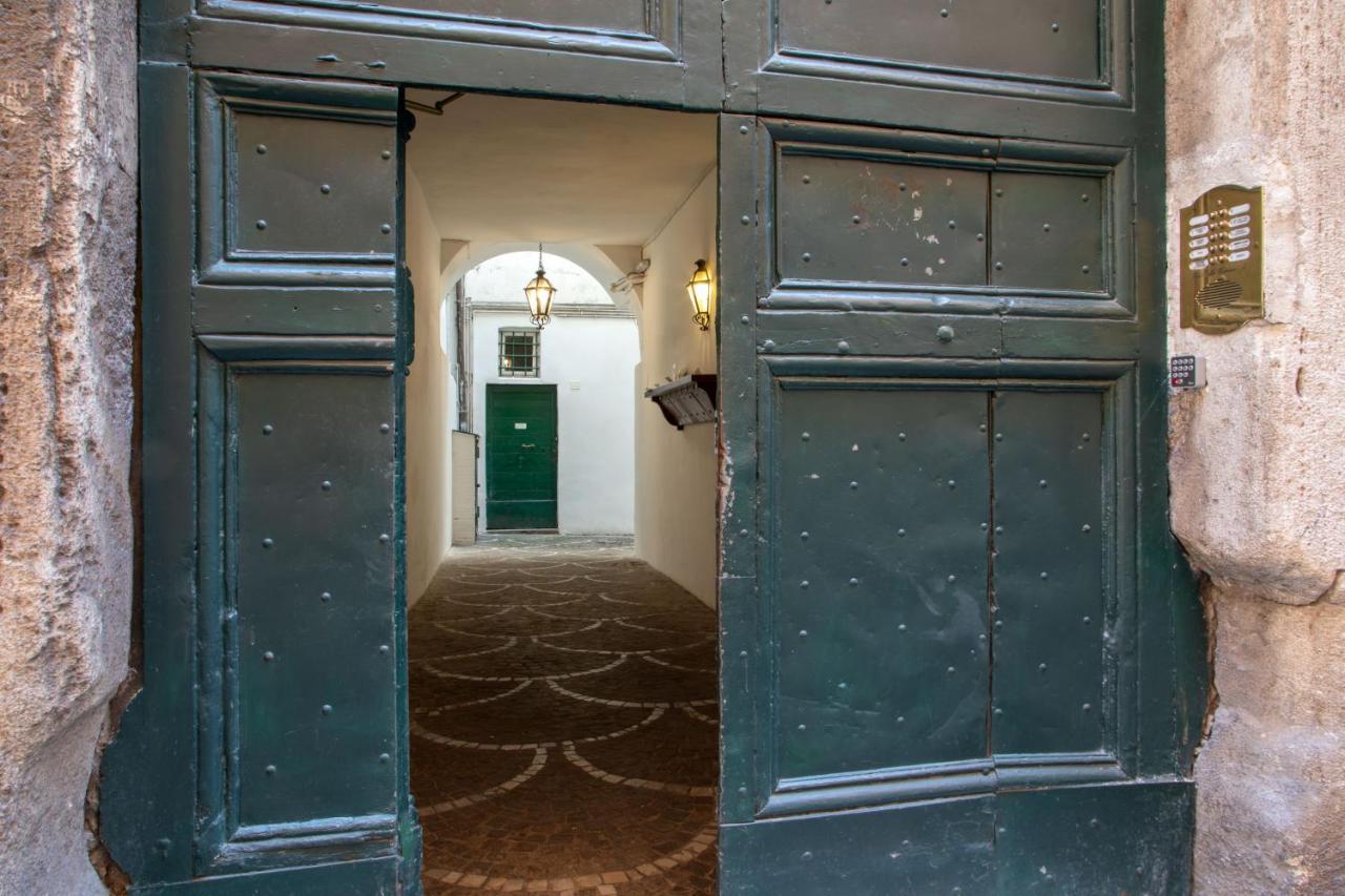 The Right Place 4u Navona Luxury Guest house Rome